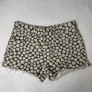 ZaZara Women's Daisy Print Straight High Rise Button Fly Short Size 8 EU 40